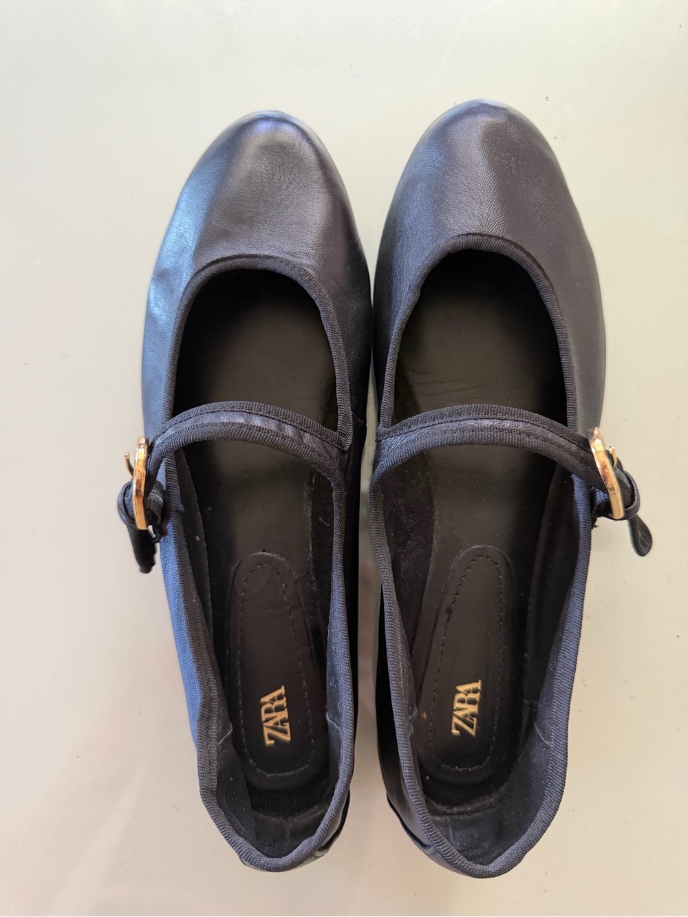 ZARA Black Leather Mary Jane Flats with Gold Buckle US8 - Picture 2 of 6